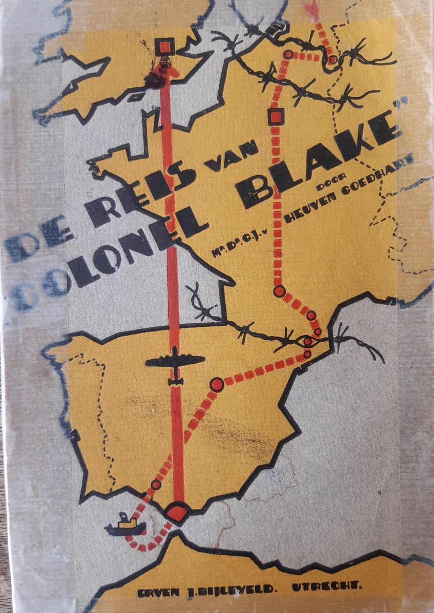 Omslag van het boekje “De reis van Colonel Blake”, met de vluchtroute als rode stippellijn over een kaart van West-Europa
