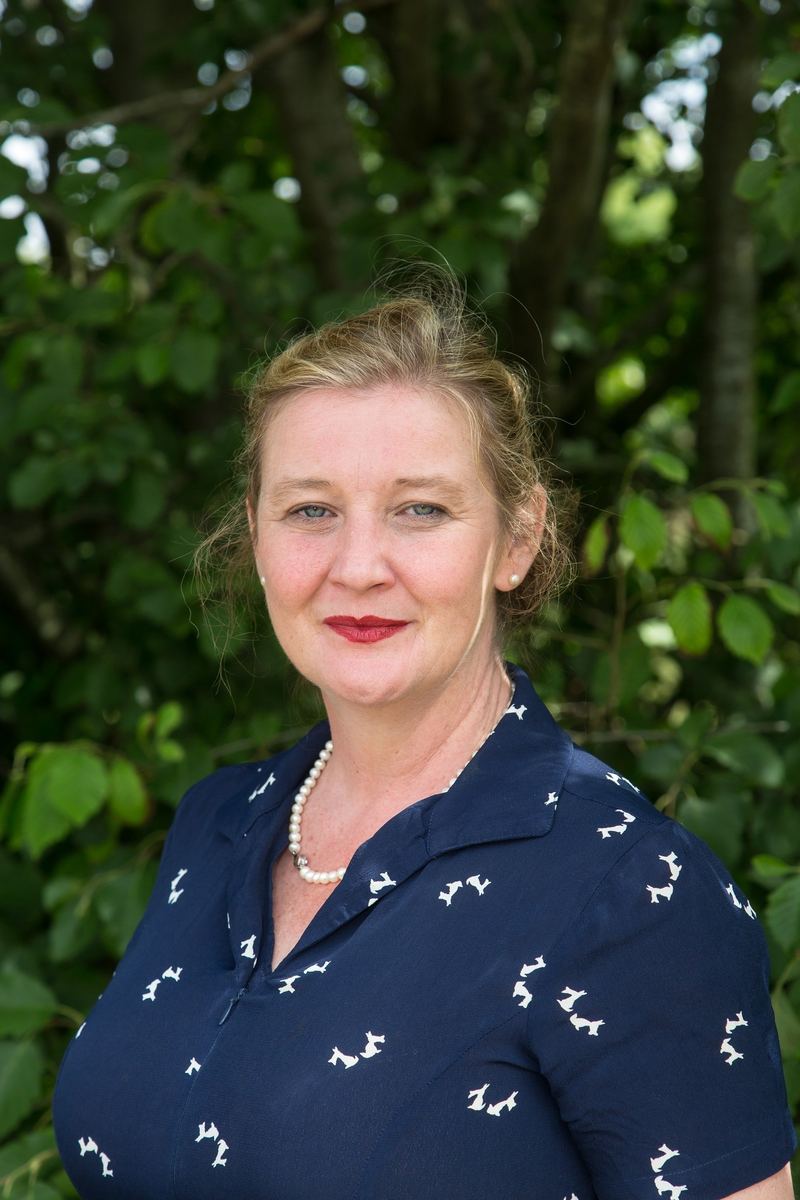 Portrait of historian Kate Vigurs
