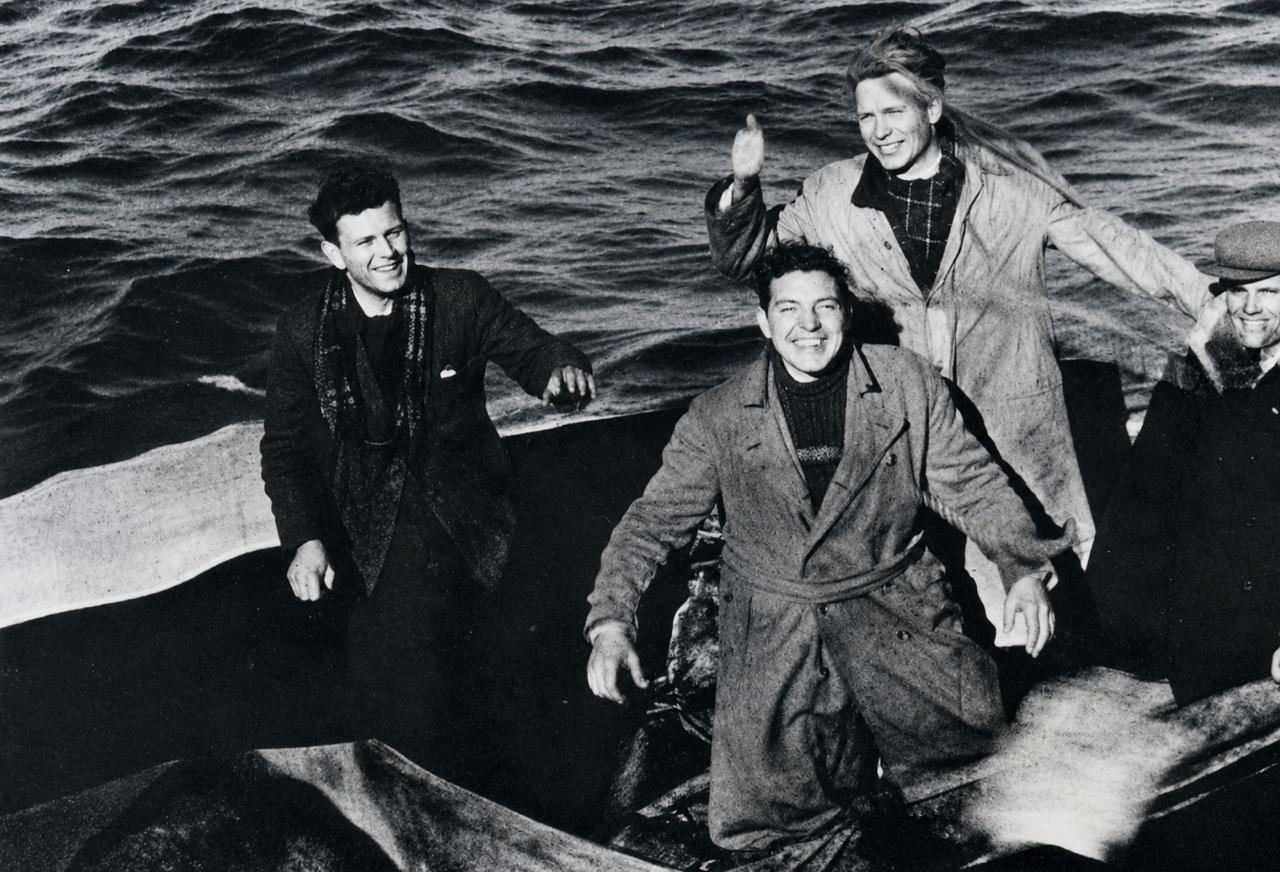 Noordzeeroute: Redding van Engelandvaarders op zee.