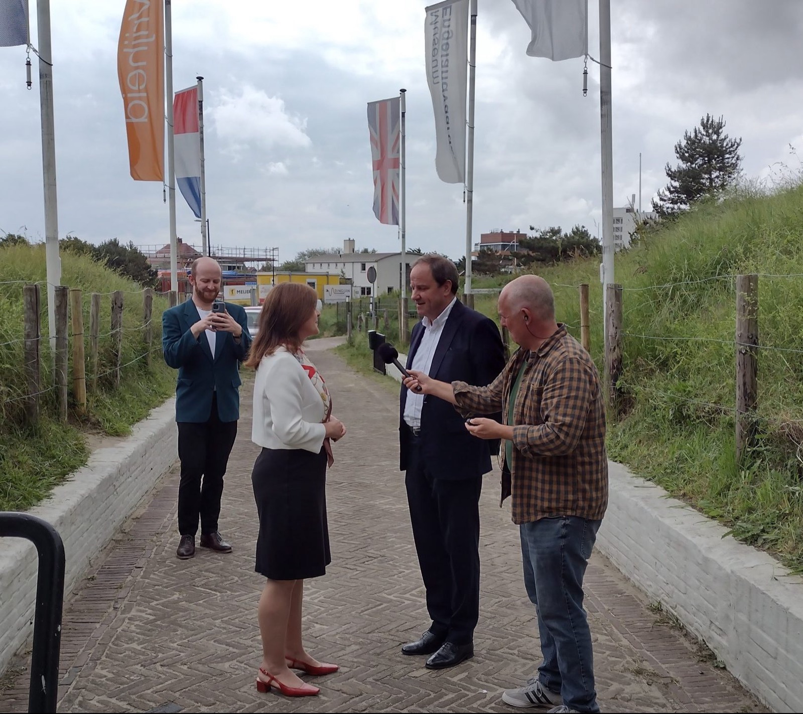 Bezoek Britse Ambassadeur